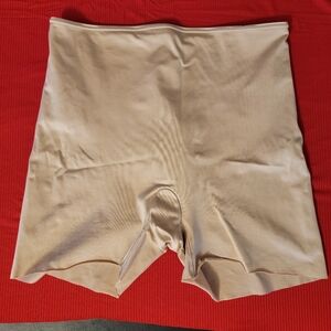 SPANX Simplicity Beige Shapewear Shorts XL